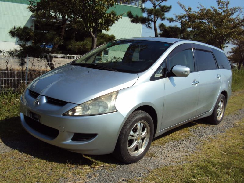 Mitsubishi grandis 2003 2011