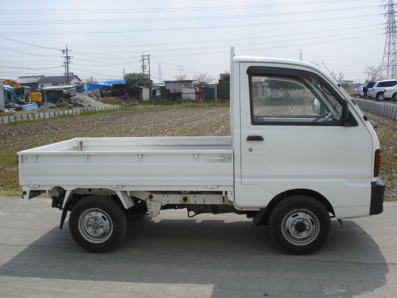 Mitsubishi minicab 4wd