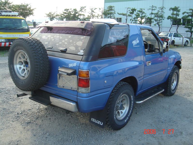 Isuzu mu 1993