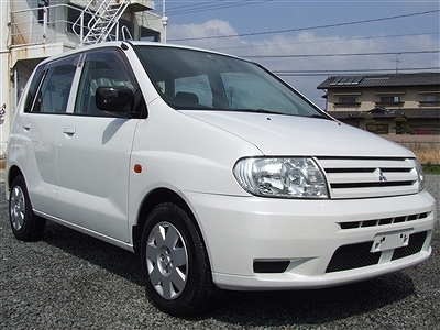 Mitsubishi mirage dingo 2001