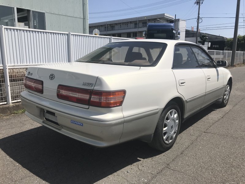 Toyota mark 2 grande