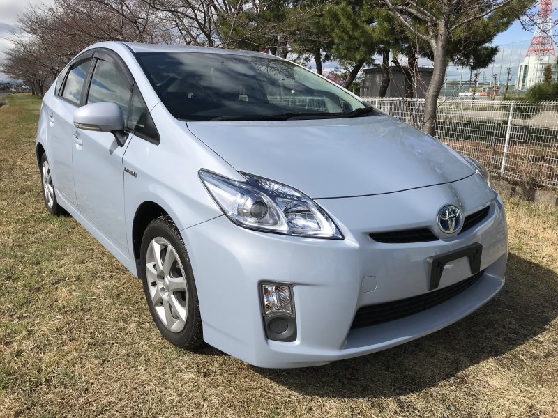 Toyota prius l