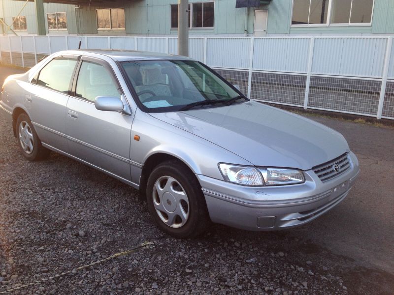 Toyota camry gracia sxv20