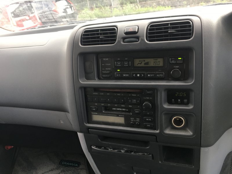 Toyota GRANVIA **, 1995, used for sale