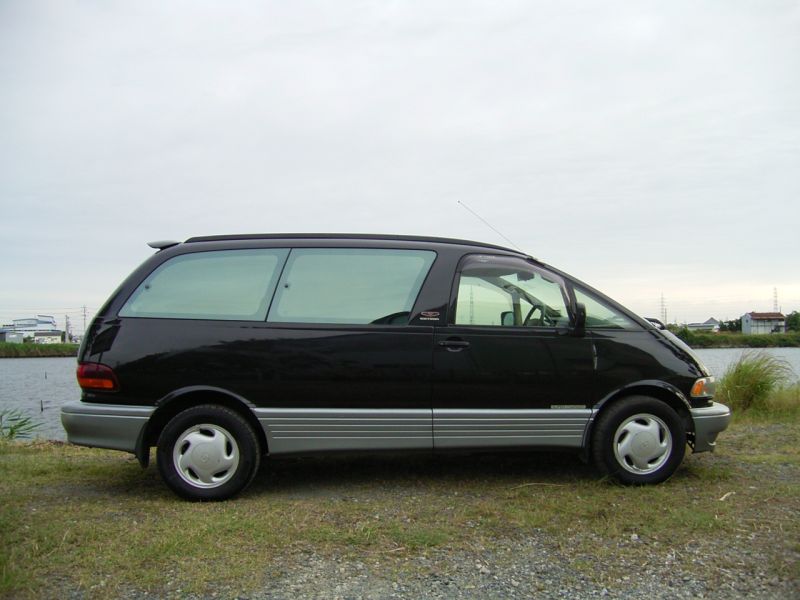 Toyota estima 1997