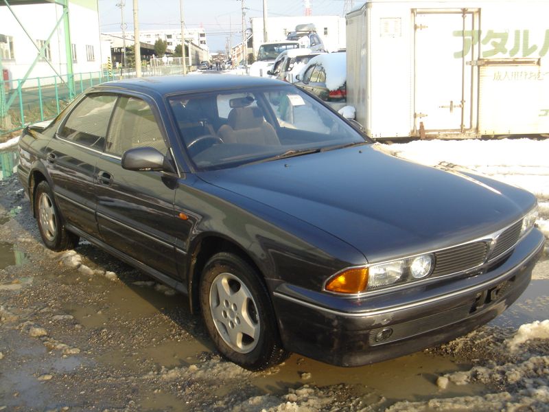 Капот mitsubishi diamante