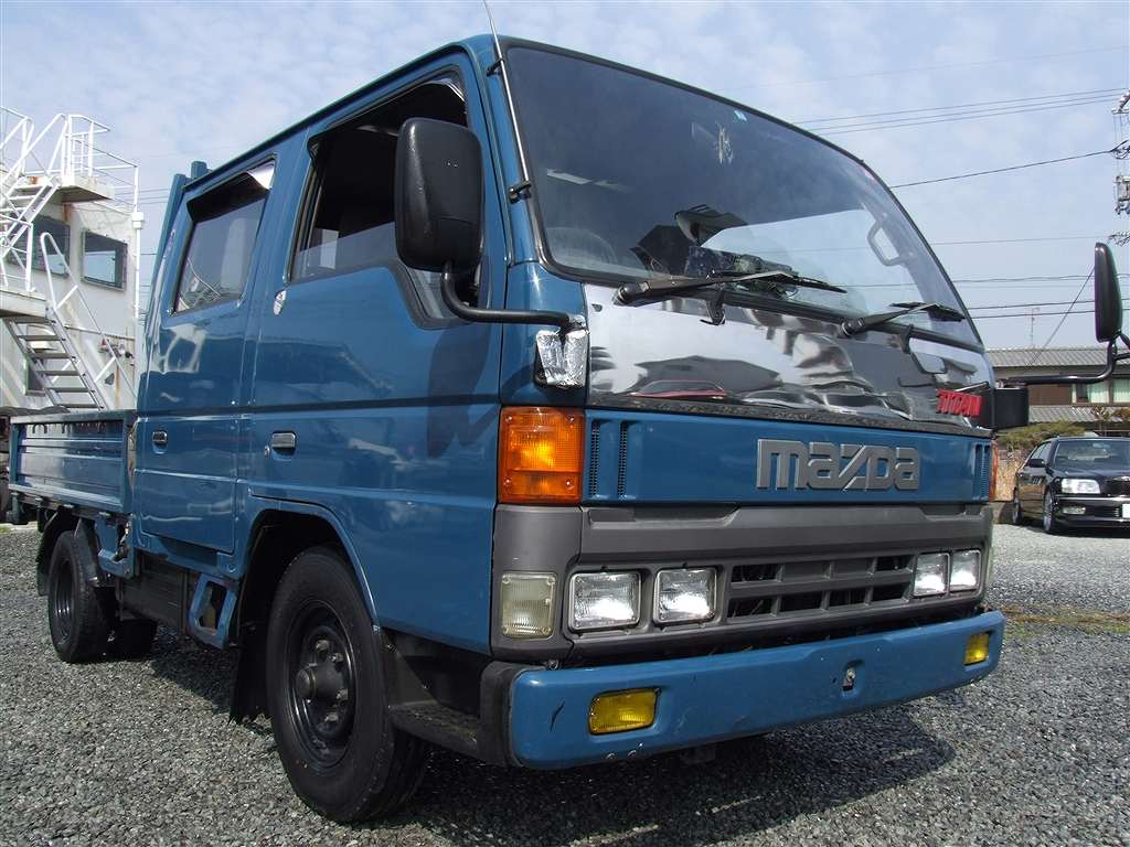 Toyota platz 1999