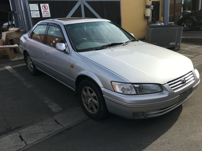 Toyota camry gracia sxv20